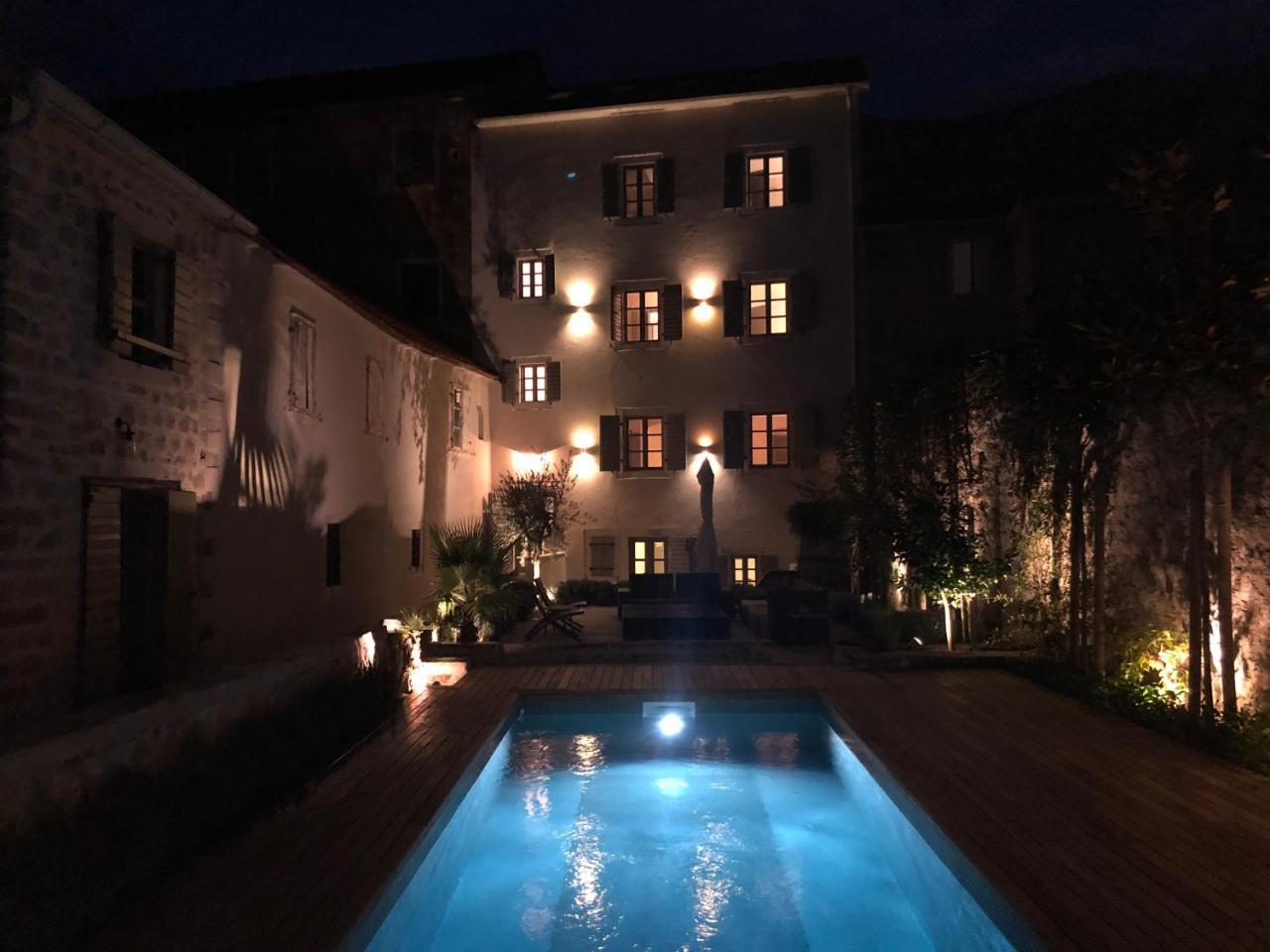 Palazzo Sbutega Bed & Breakfast Kotor Ngoại thất bức ảnh