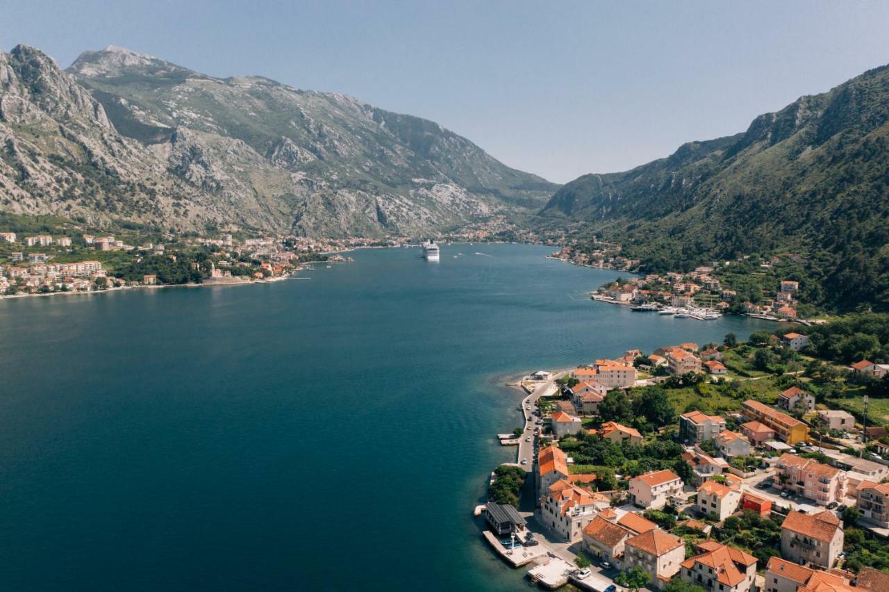 Palazzo Sbutega Bed & Breakfast Kotor Ngoại thất bức ảnh